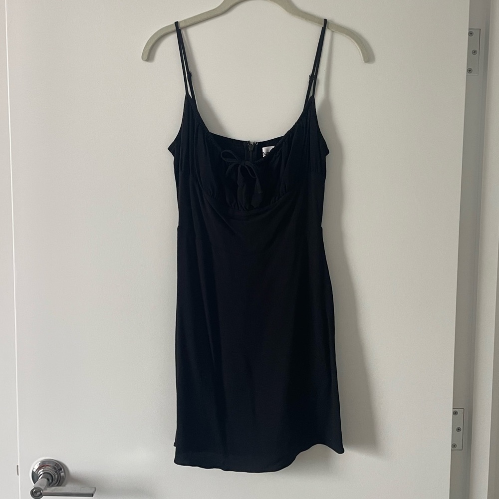 Aritzia sunday best delilah mini dress